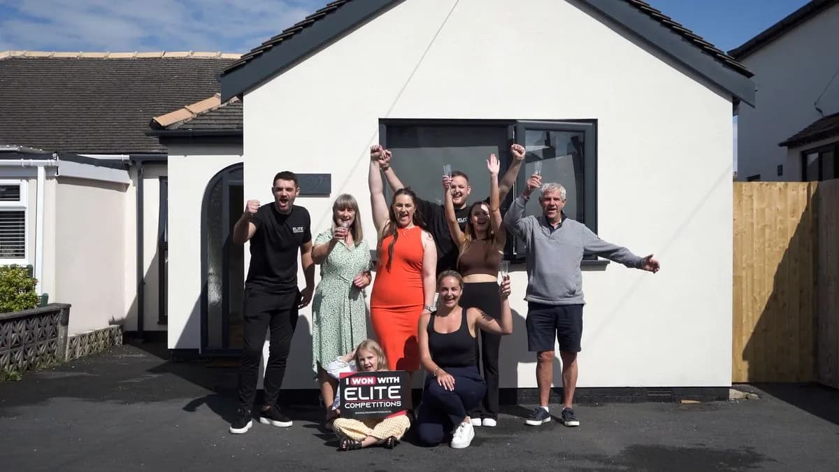 Kerry Crompton -"Win A House" (worth £260,000) + 2,000 InstaWins